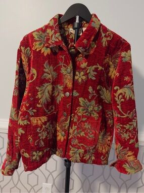 Decorated Originals Womans SZ Small Tapestry Jacket 5 Button Front Red Floral